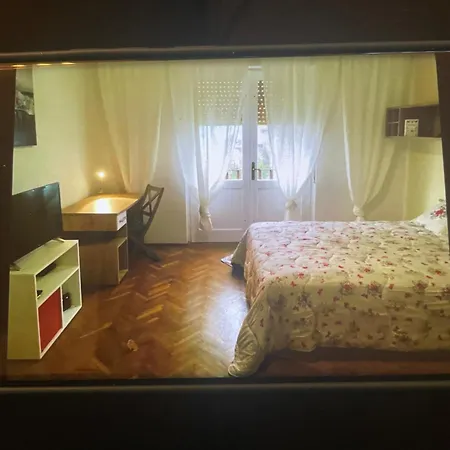 Budget In Apartman *